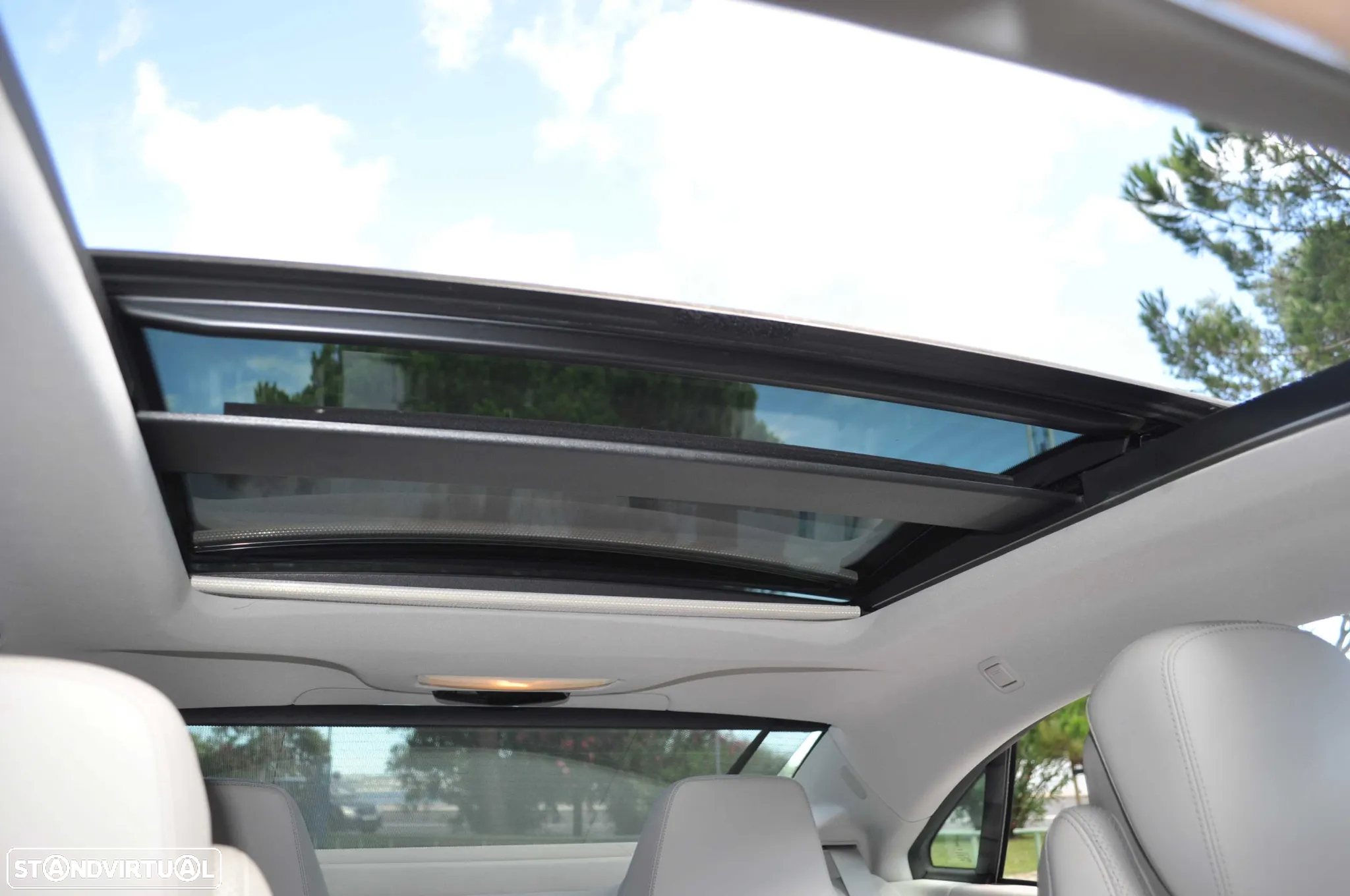 Mercedes-Benz E 250 CDi Elegance BlueEfficiency Auto - 9