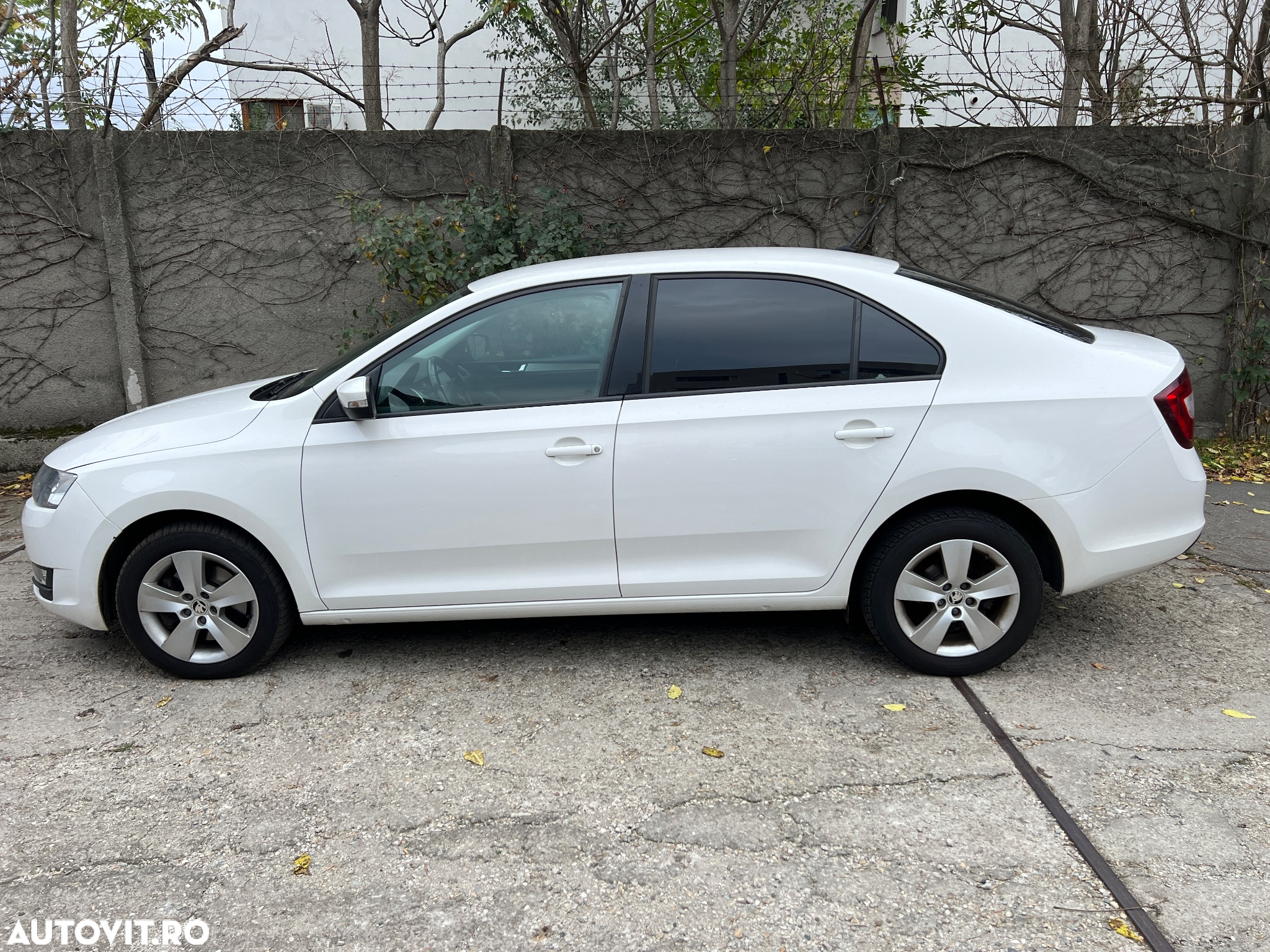 Skoda RAPID 1.6 TDI Style - 3