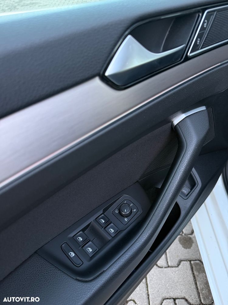 Volkswagen Passat - 15