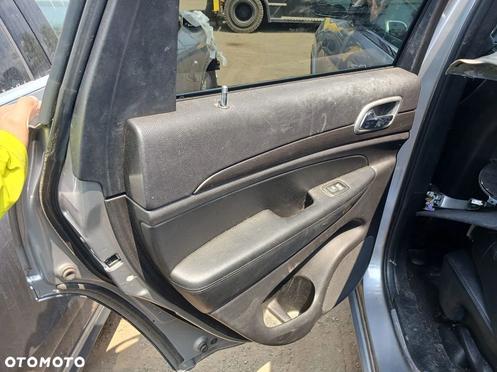 Jeep Grand Cherokee 3.6 V6 Laredo - 12