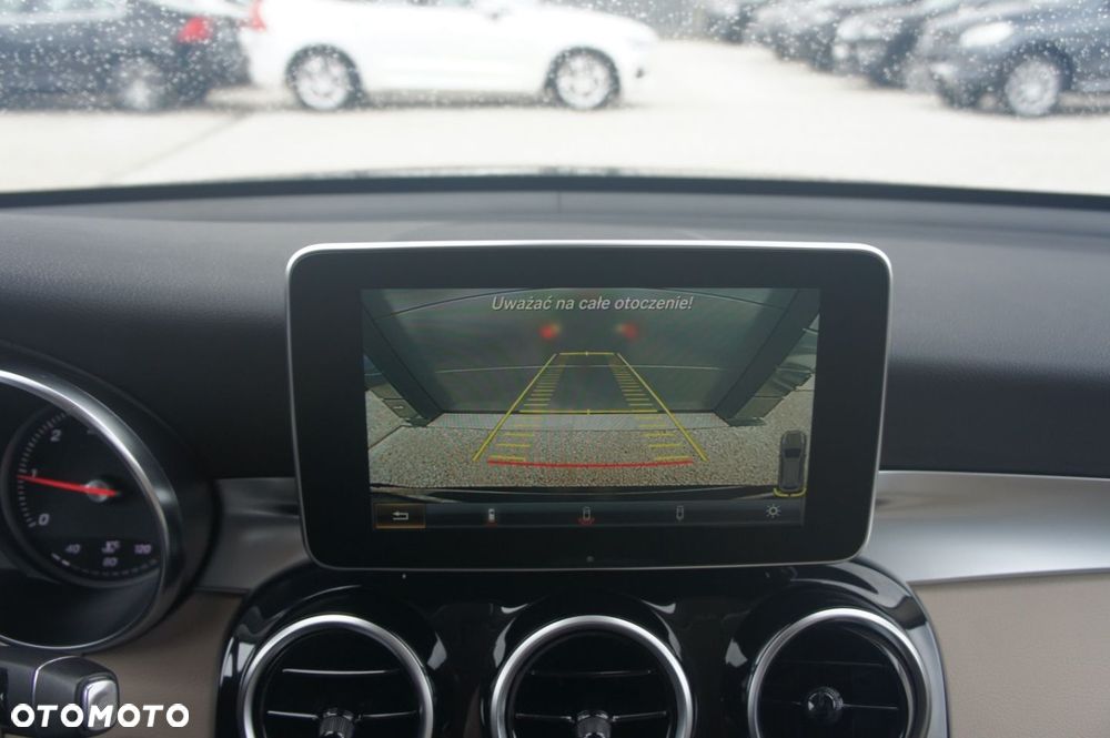 Mercedes-Benz GLC - 21