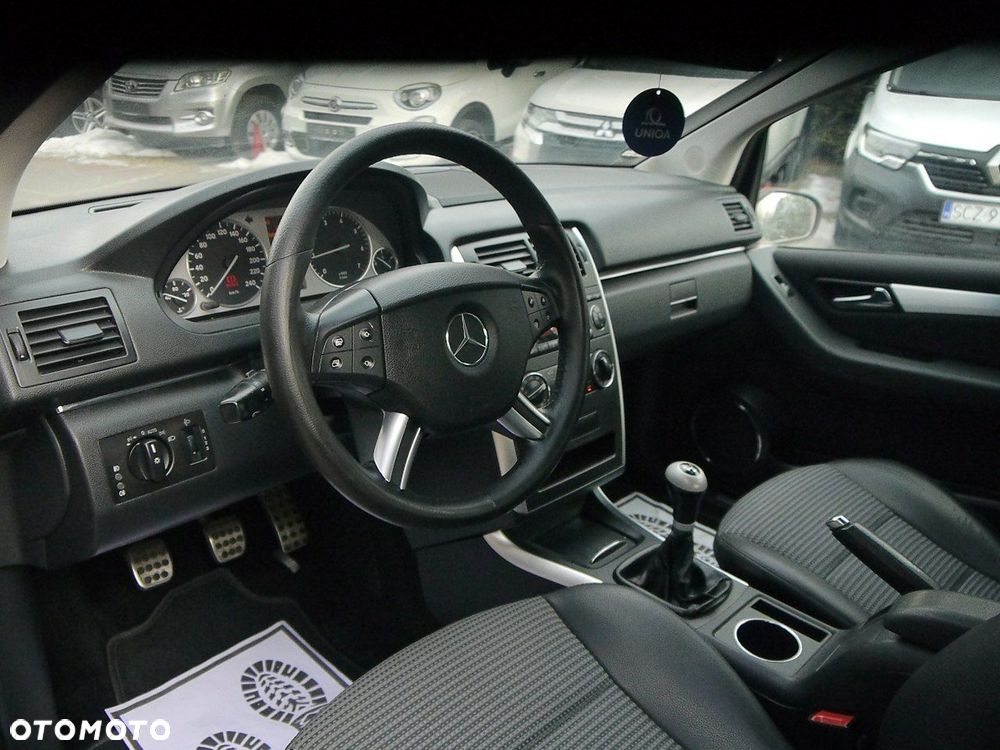 Mercedes-Benz Klasa B 150 BlueEFFICIENCY - 22