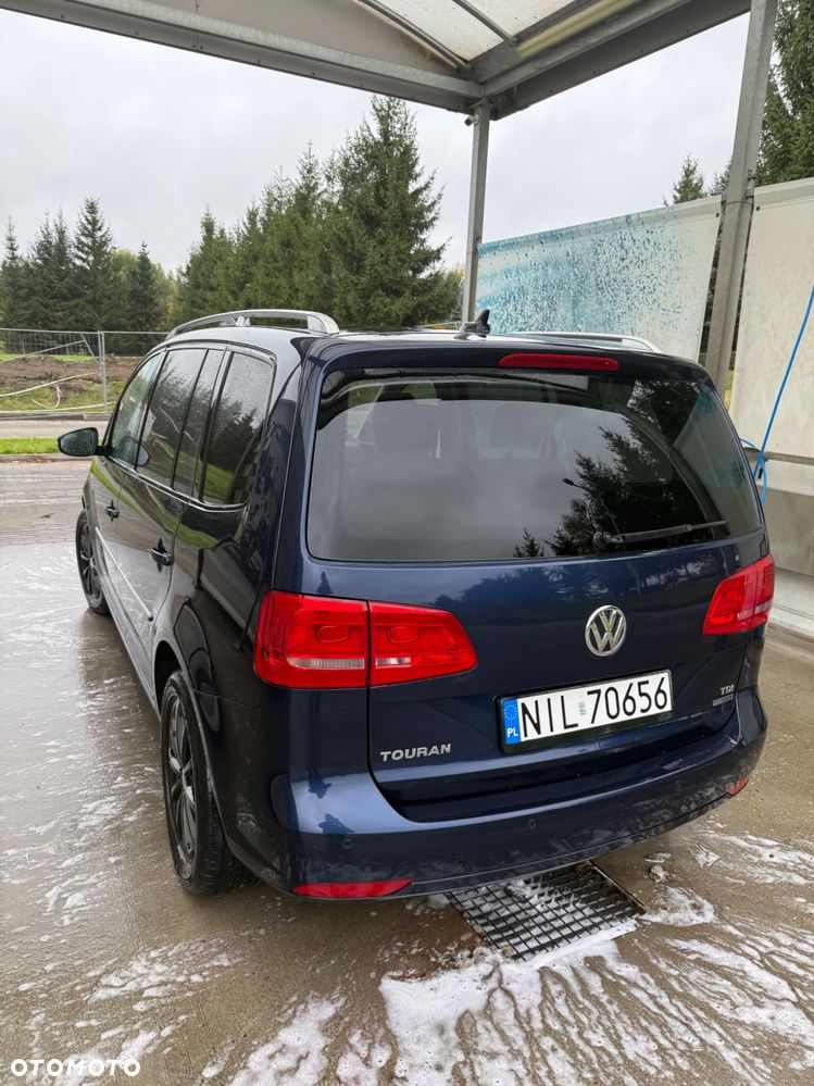 Volkswagen Touran - 6