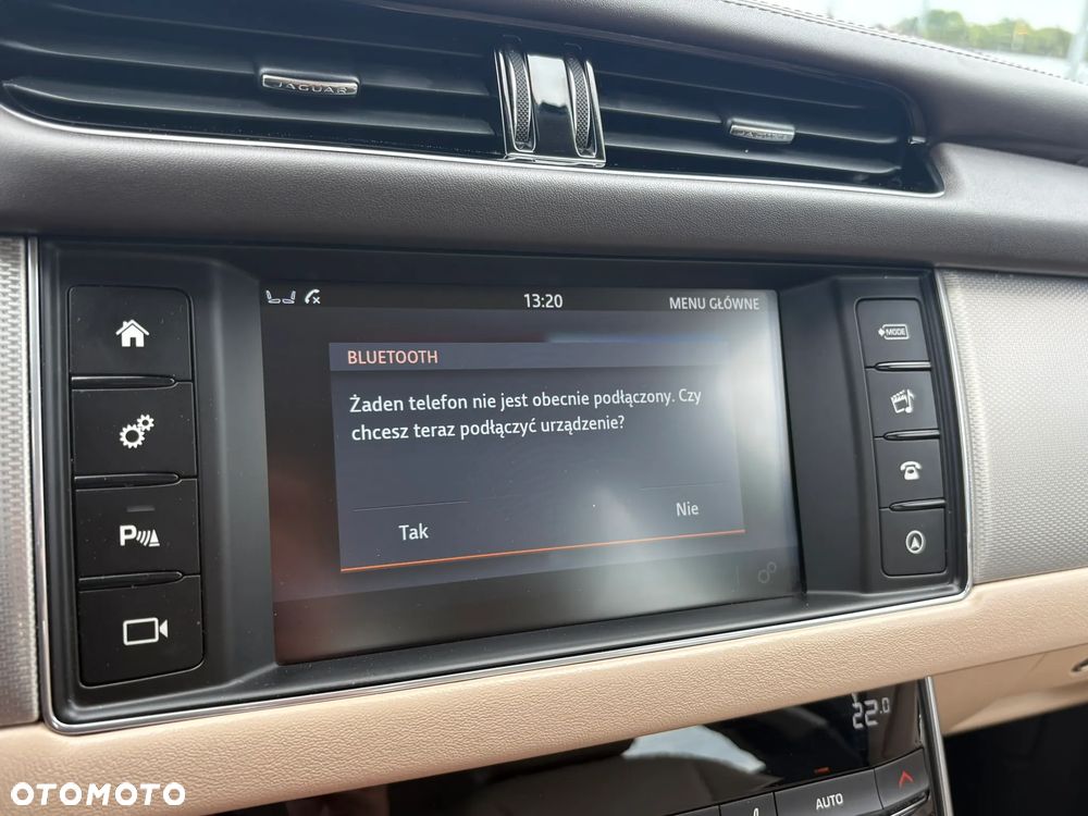 Jaguar XF 2.0 i4D Portfolio - 22