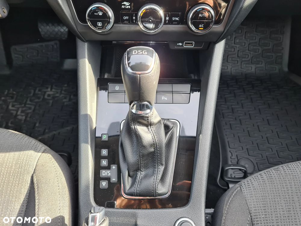 Skoda Octavia 2.0 TDI Style DSG - 20