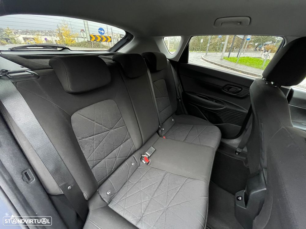 Hyundai Bayon 1.0 T-GDI Premium - 41