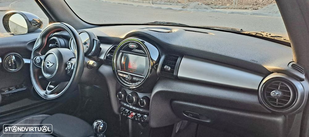 MINI Cabrio Cooper - 28