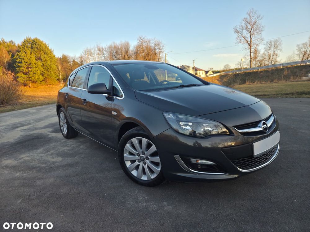 Opel Astra 1.7 CDTI DPF Cosmo - 2