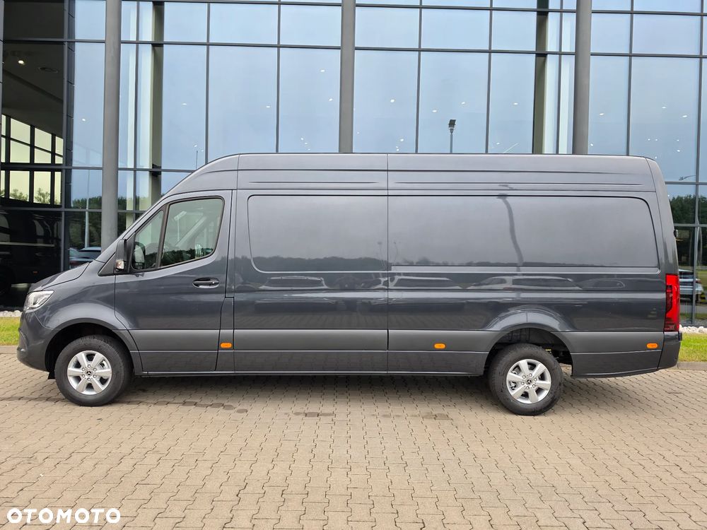 Mercedes-Benz Sprinter 319 CDI Furgon PRO długi 4325 mm L3H2 - 8