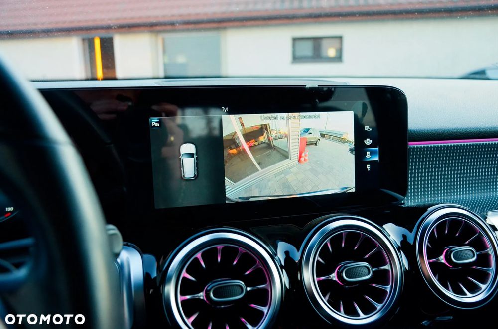 Mercedes-Benz GLB 180 d 8G-DCT Style - 29