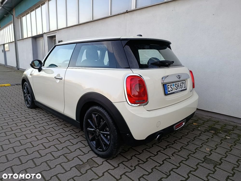 MINI ONE Standard - 12