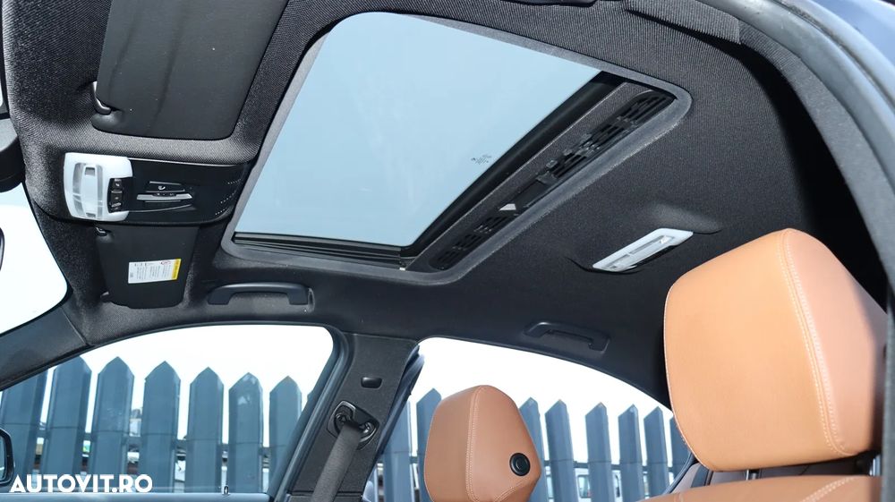 BMW Seria 3 328i Aut. Luxury Line - 15