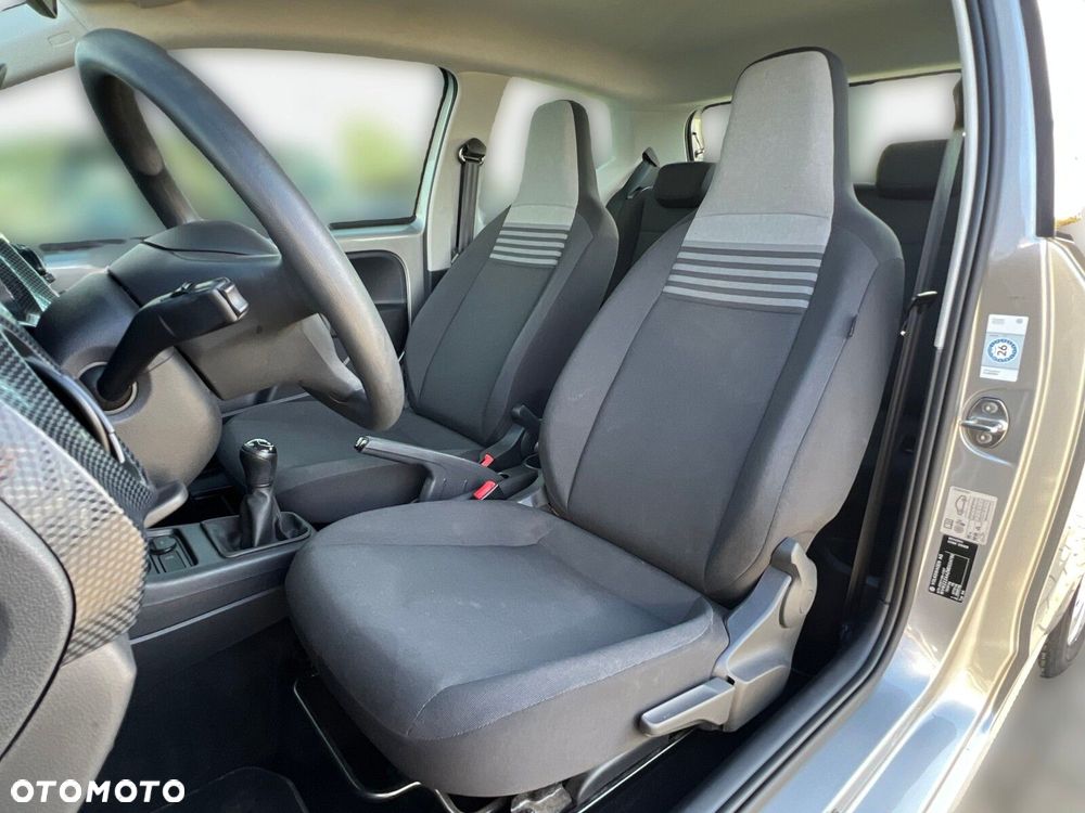 Volkswagen up! 1.0 move - 19