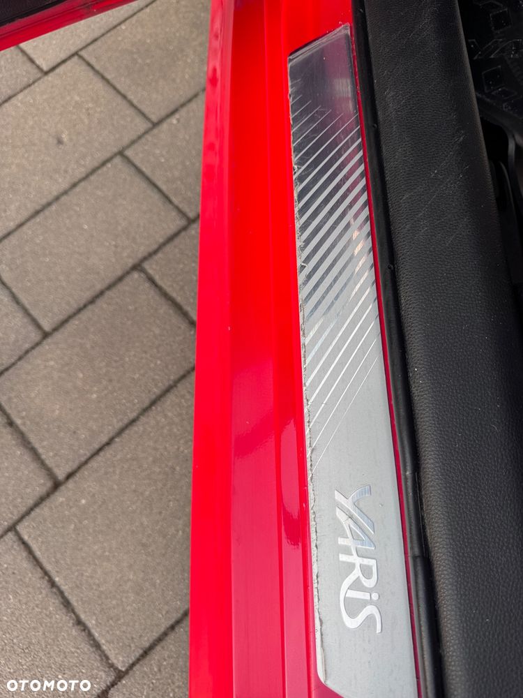 Toyota Yaris Hybrid 1.5 Executive - 23