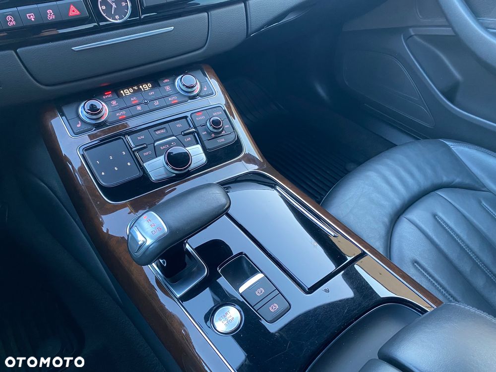Audi A8 3.0 TDI DPF quattro tiptronic - 29