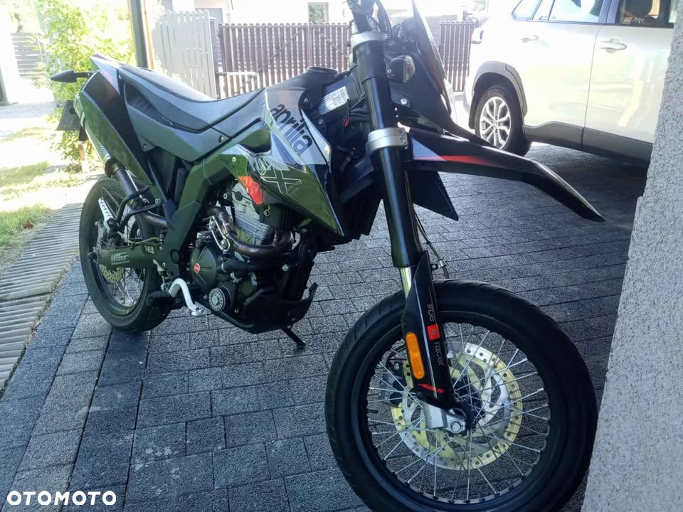 Aprilia SX - 6