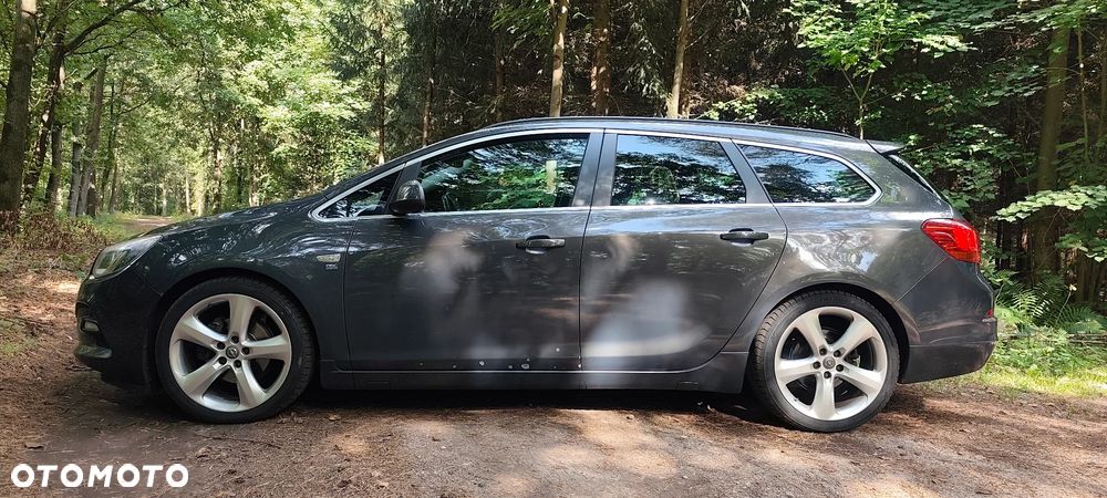 Opel Astra 2.0 CDTI Cosmo - 19