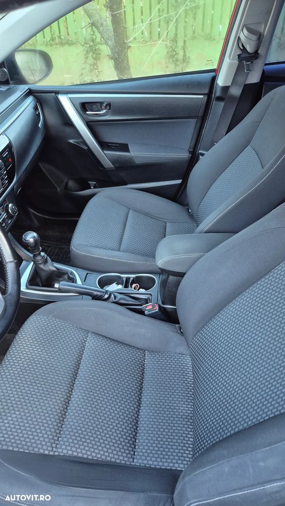 Toyota Corolla 1.4 D-4D Luna - 19