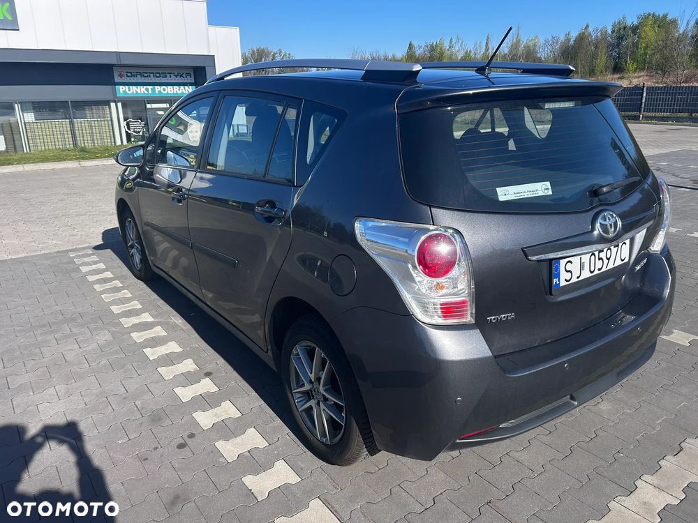 Toyota Verso 1.6 D-4D Prestige 7os - 3