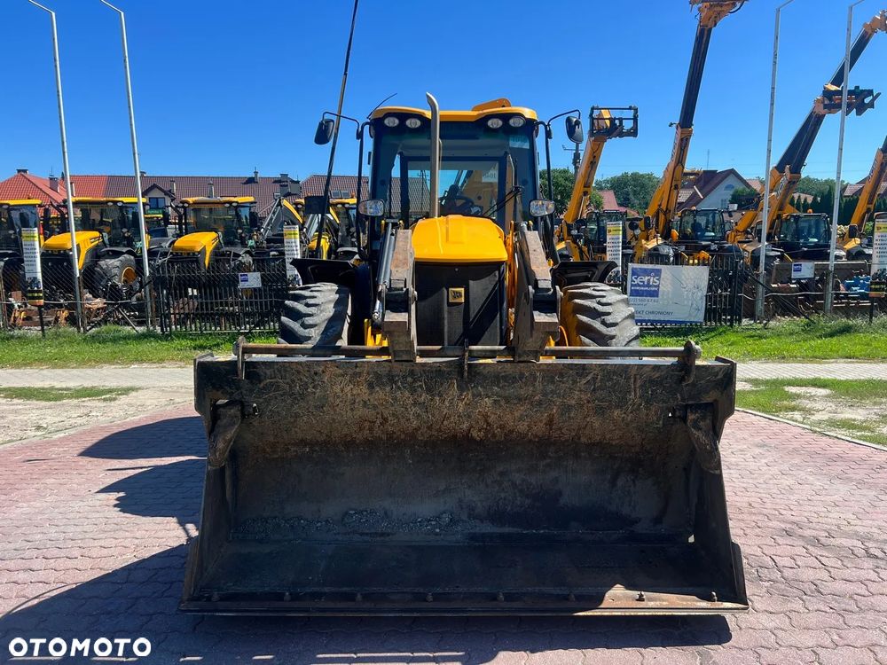 JCB 4CX - 9