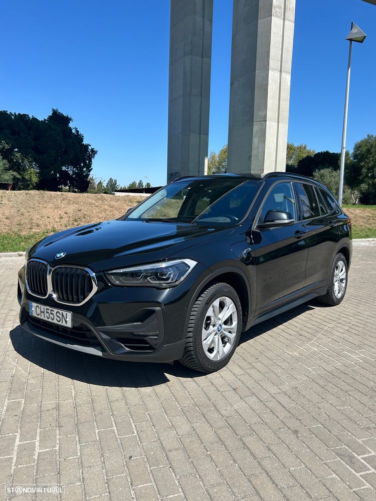 BMW X1 25 e xDrive — fotografia 2