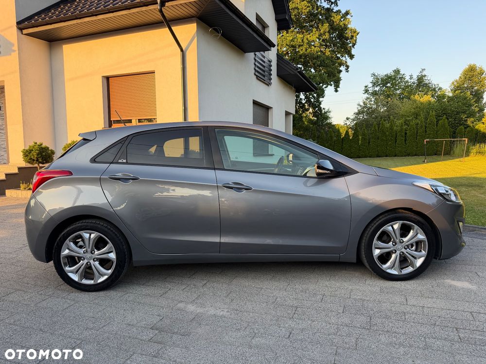 Hyundai i30 blue 1.6 GDI Passion - 7