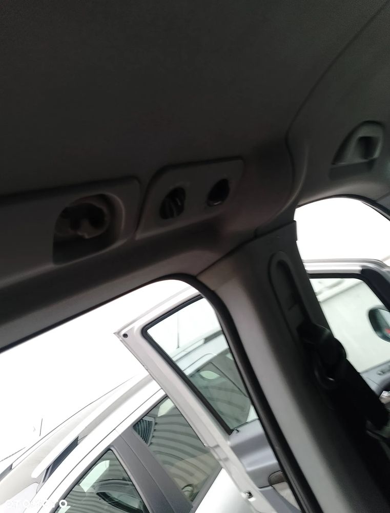 Mercedes-Benz Viano 3.0 CDI kompakt Automatik Ambiente DPF - 24
