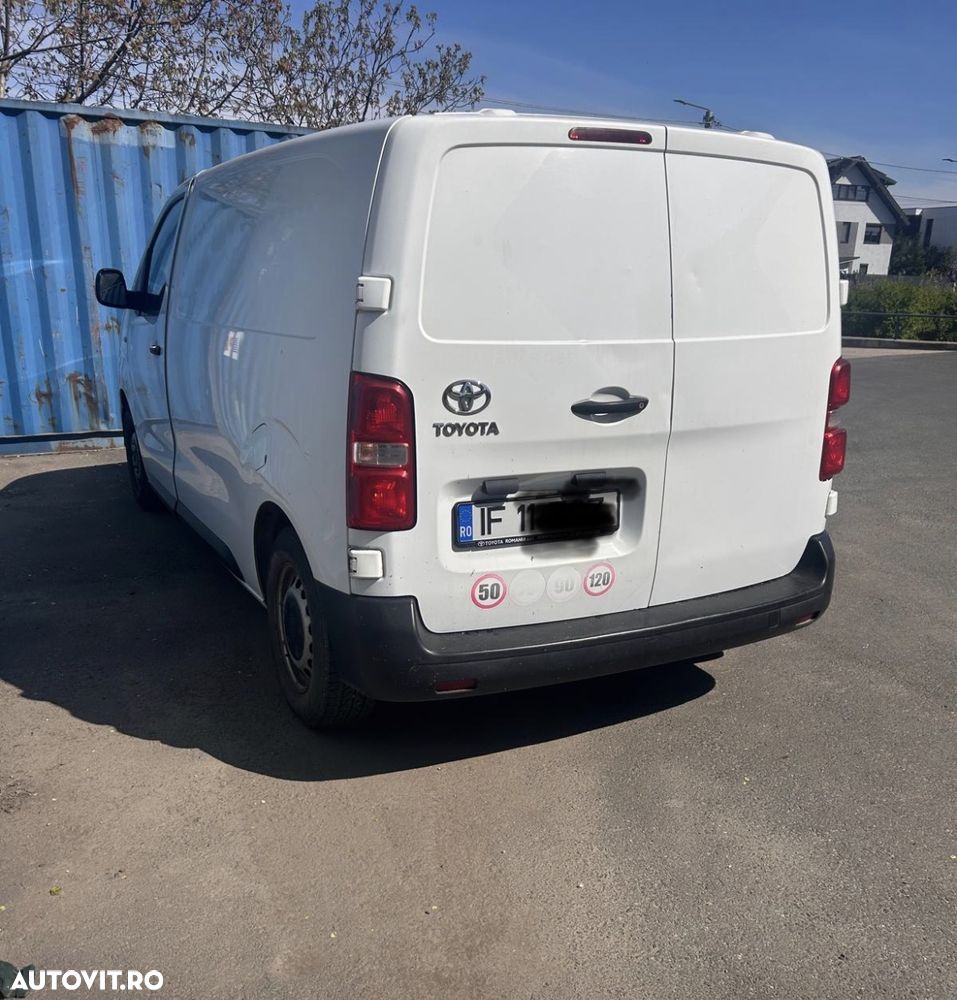 Toyota proace - 3