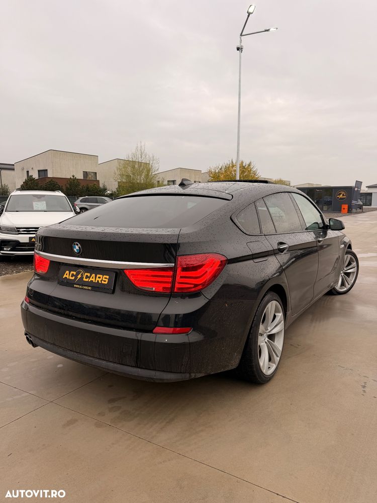 BMW Seria 5 530d xDrive Aut. - 11