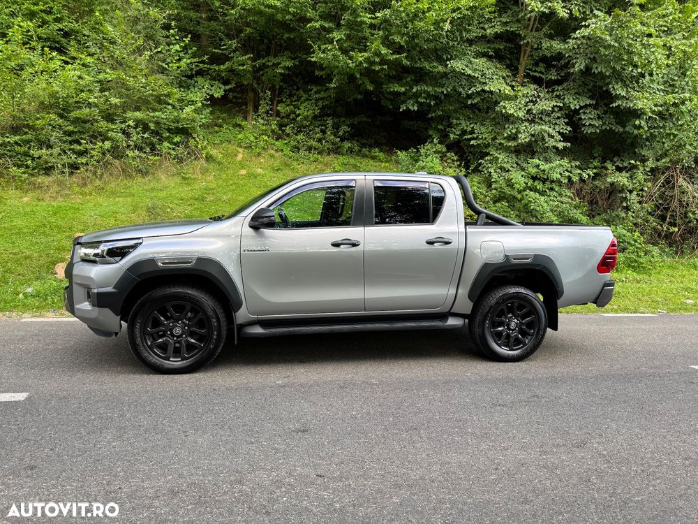 Toyota Hilux 2.8D 204CP 4x4 Double Cab AT Invincible - 4