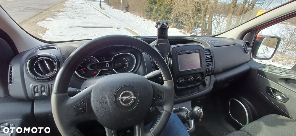 Opel Vivaro - 15