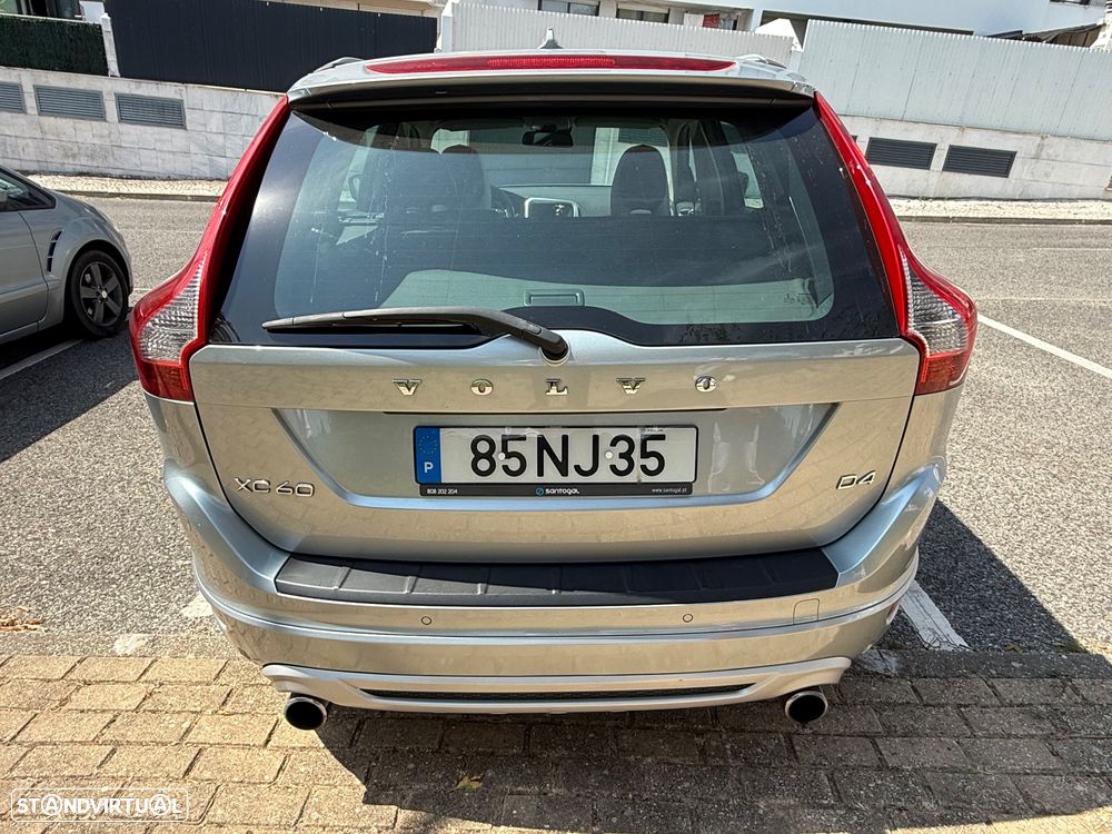 Volvo XC 60 2.0 D4 R-Design Start/Stop - 5