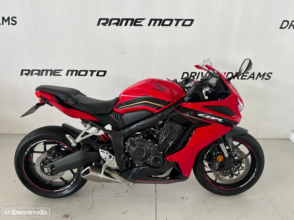 Honda CBR 650R - 5