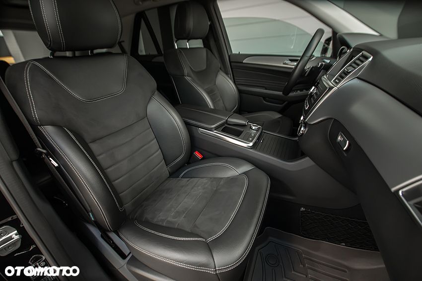 Mercedes-Benz ML - 10