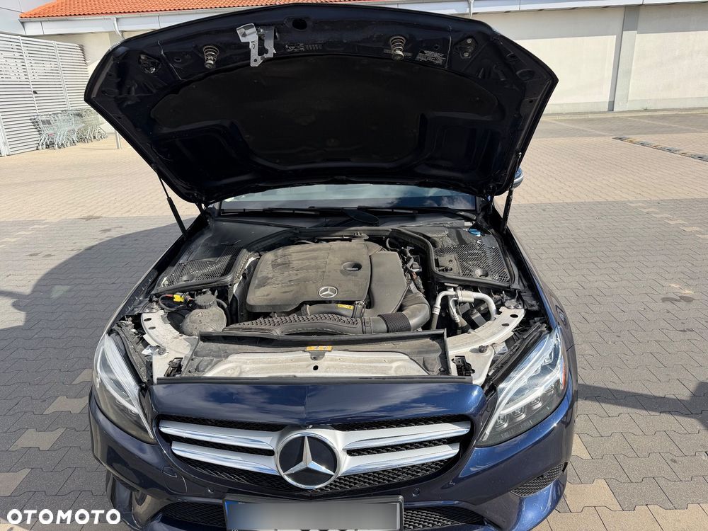 Mercedes-Benz Klasa C 300 4MATIC 9G-TRONIC - 12