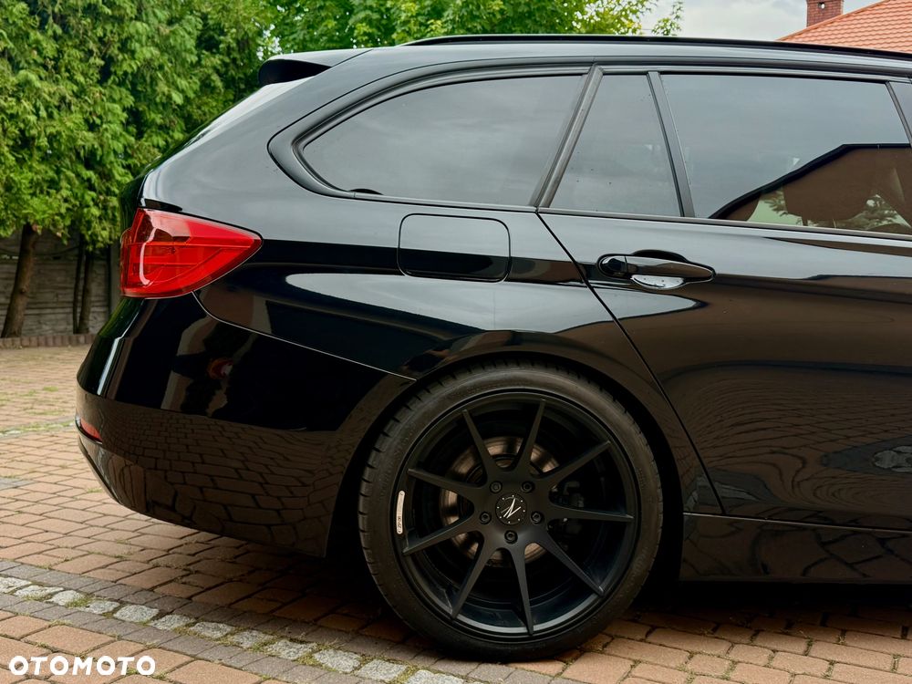 BMW Seria 3 320d - 13
