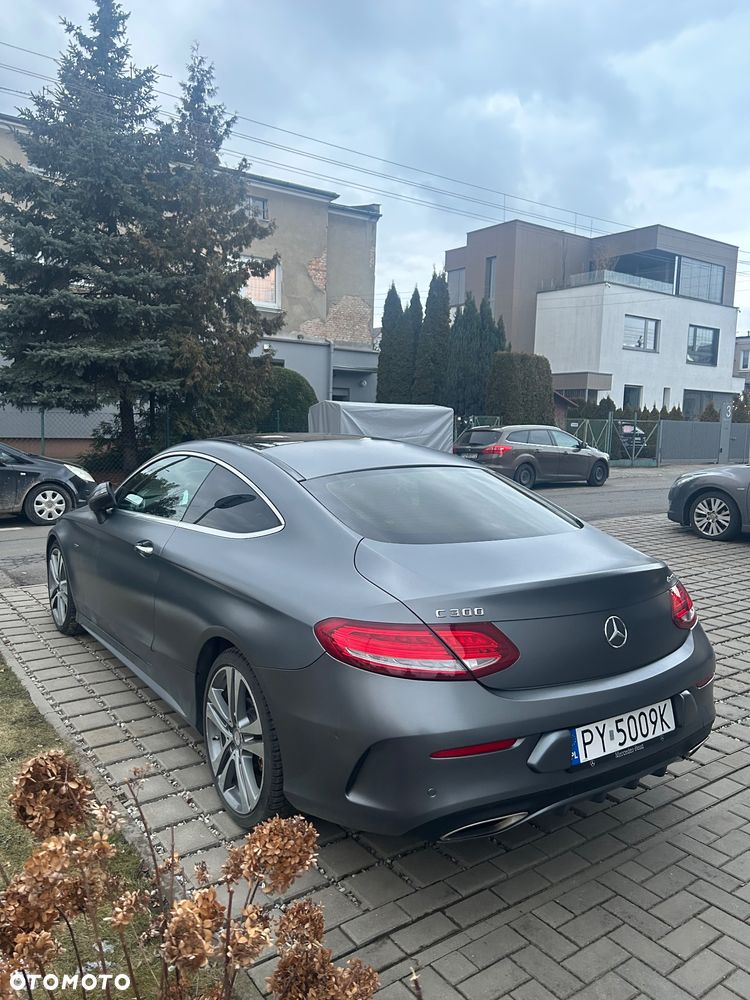 Mercedes-Benz Klasa C 300 7G-TRONIC - 6