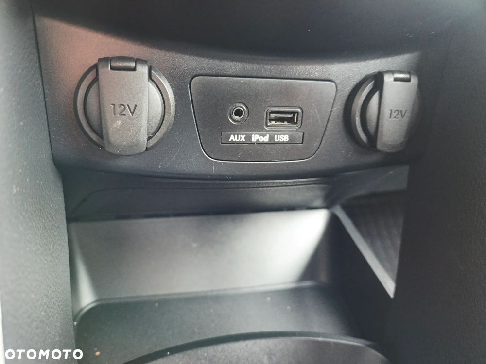 Hyundai i30 i30cw 1.4 Fifa World Cup Edition - 27