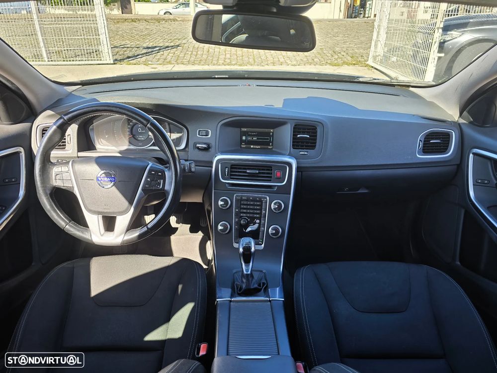 Volvo V60 2.0 D4 Kinetic - 7