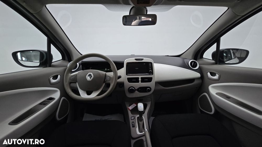 Renault ZOE - 15