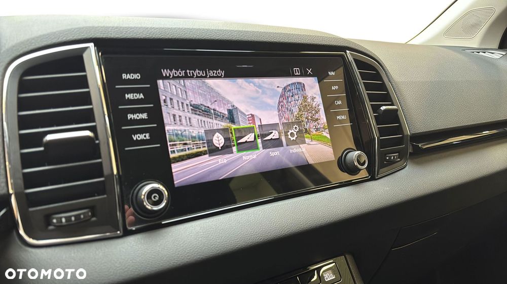 Skoda Karoq 1.5 TSI ACT Selection DSG - 19