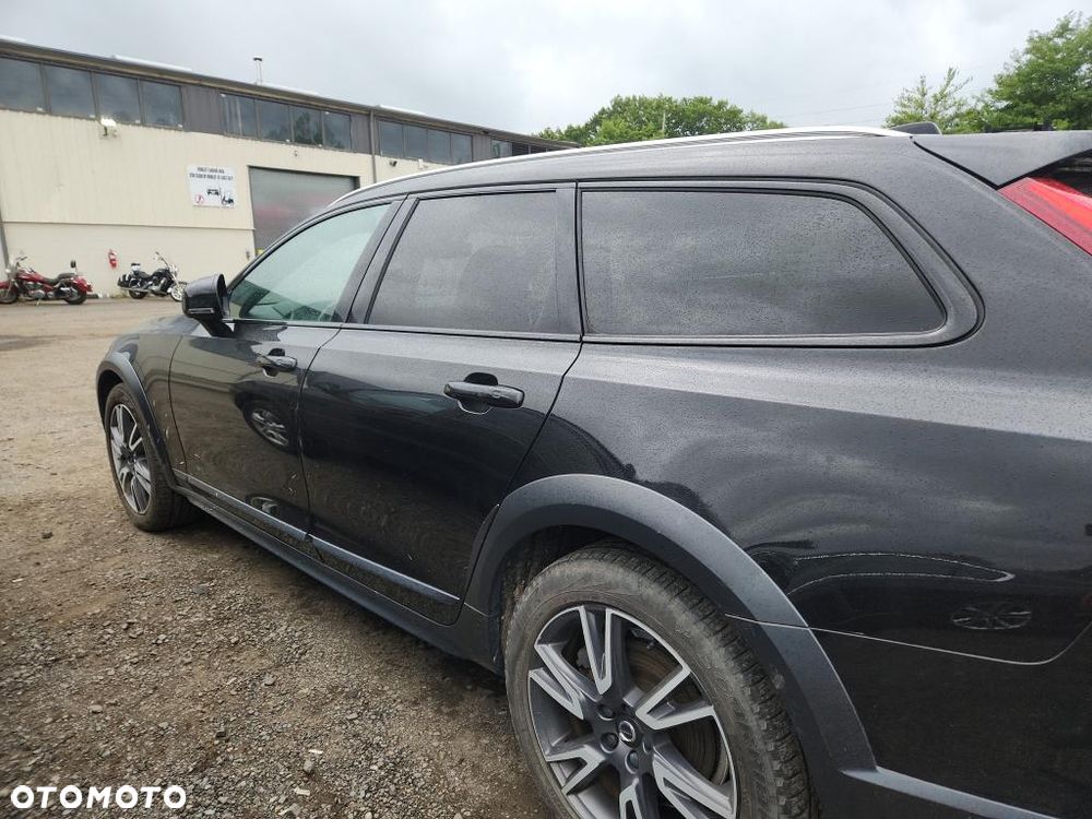 Volvo V90 - 19