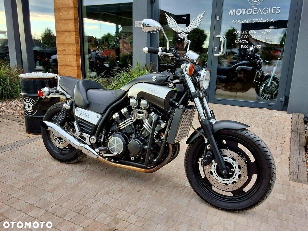 Yamaha V-MAX - 2
