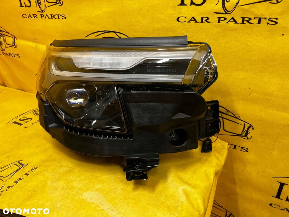 REFLEKTOR LAMPA PRZEDNIA PRZÓD PRAWY LED SUBARU FORESTER VI SL 25- - 2