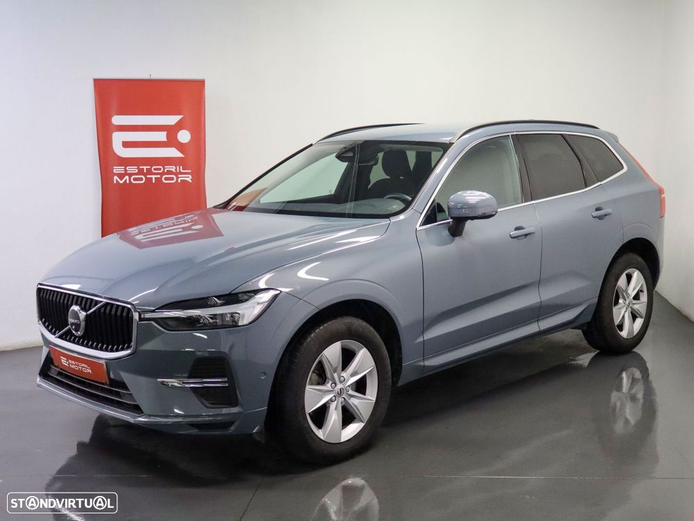 Volvo XC 60 2.0 B4 Momentum Plus - 2