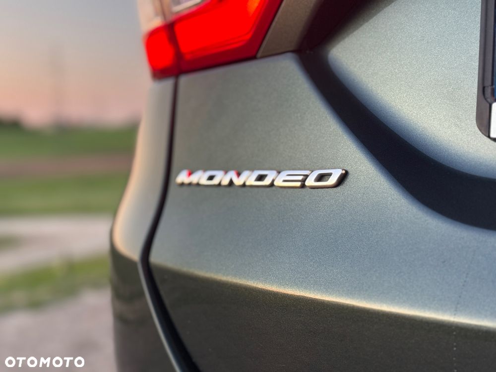 Ford Mondeo 2.0 EcoBoost Titanium - 11