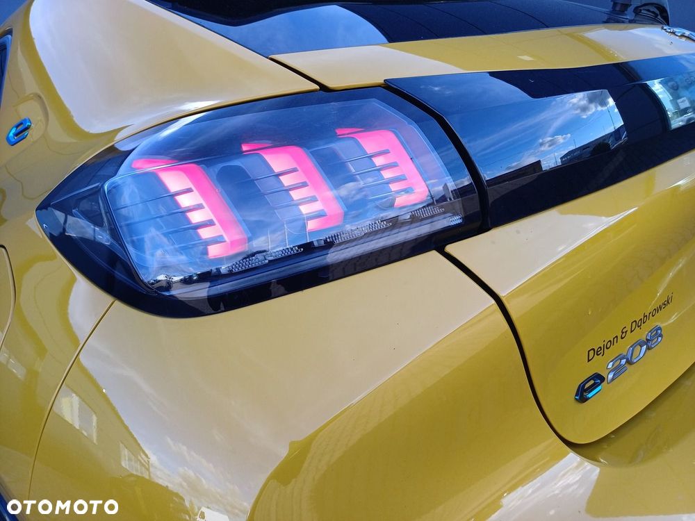 Peugeot 208 e-208 Allure Pack - 11