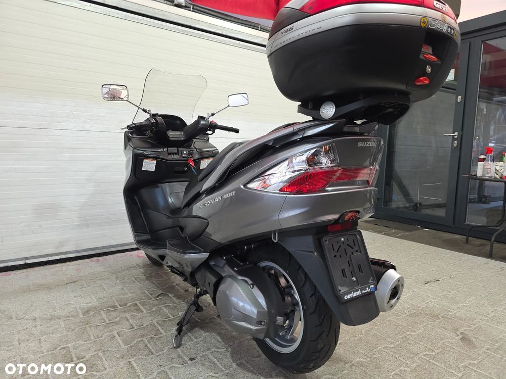 Suzuki Burgman - 19
