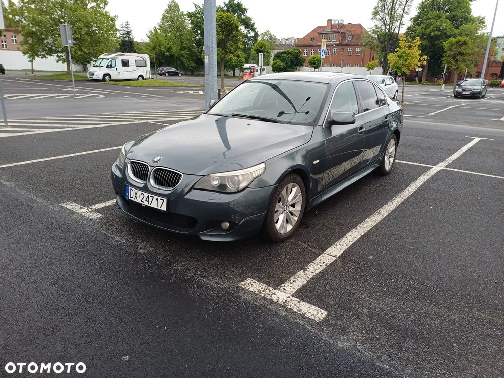 BMW Seria 5 520i - 1