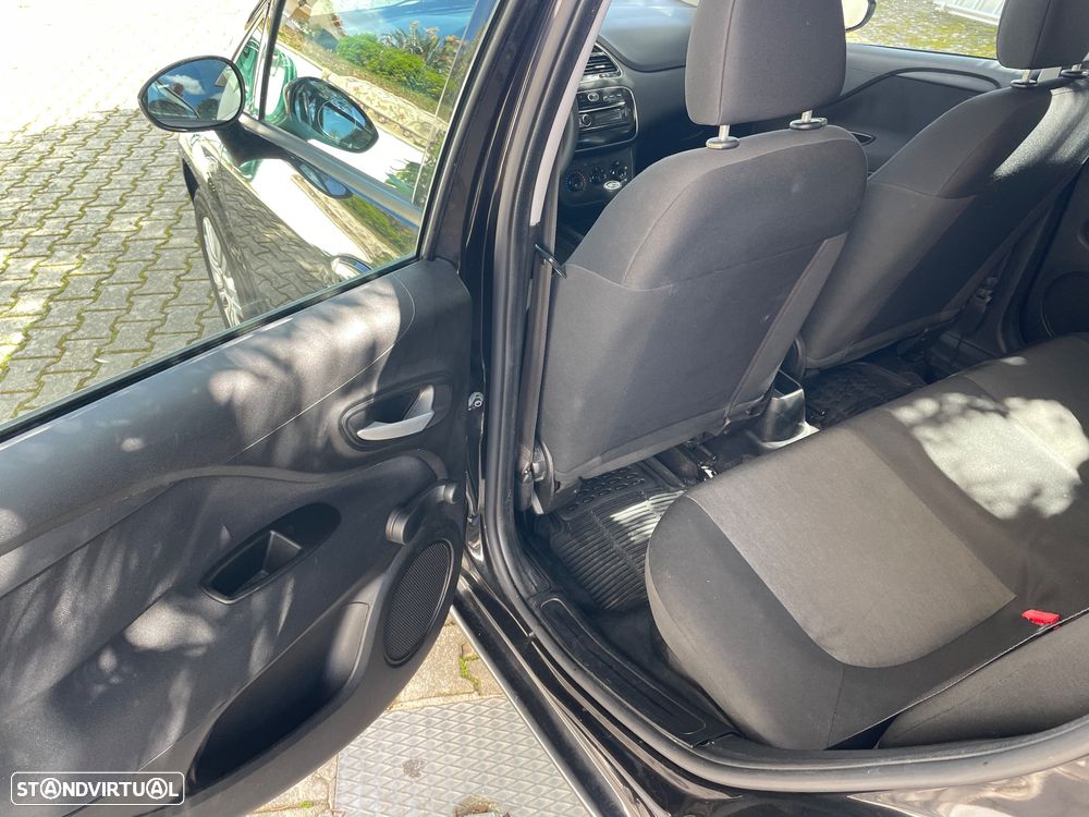 Fiat Punto - 18